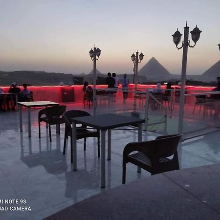 Khufu Pyramids Hotel Kafret el-Gabal Kültér fotó
